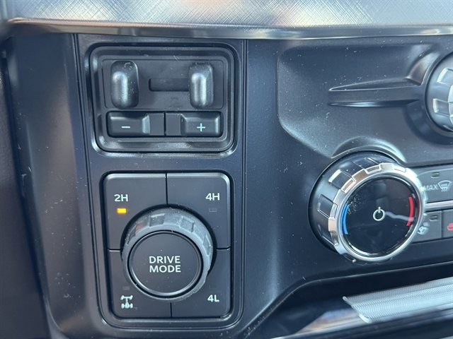 New 2025 Ford F350 King Ranch w/ Chrome Package image 14