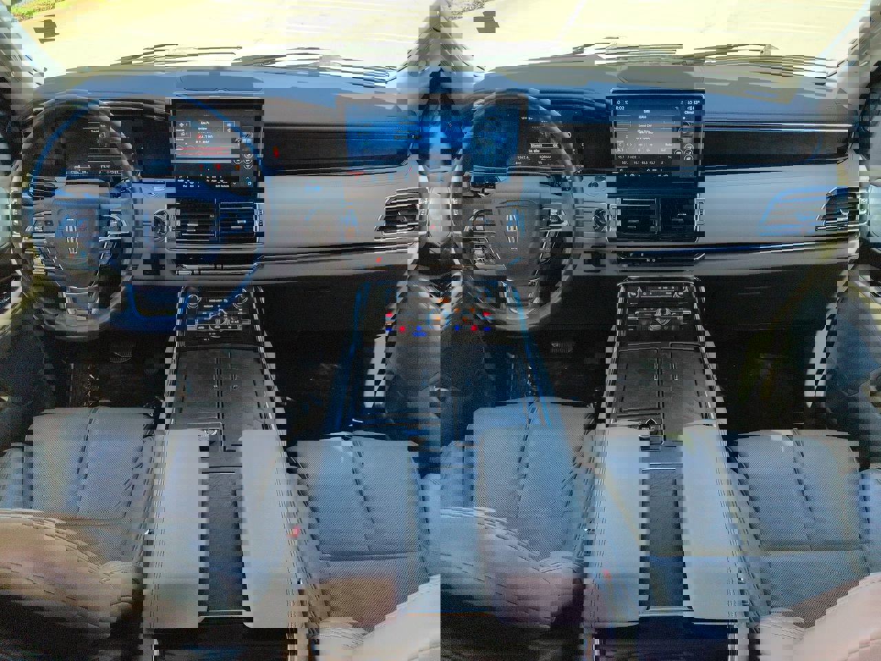 Certified 2023 Lincoln Navigator L Reserve image 16