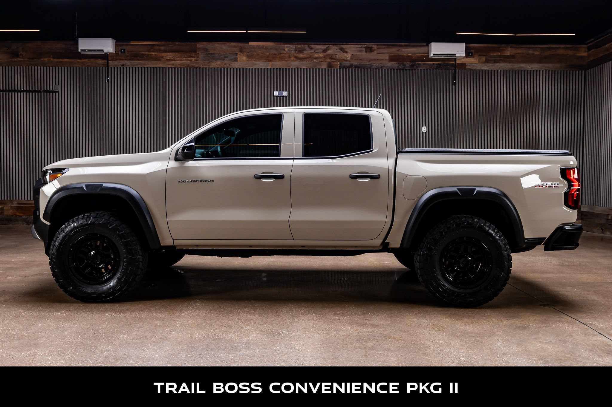 Used 2026 Chevrolet Colorado Trail Boss AWD/4WD image 6