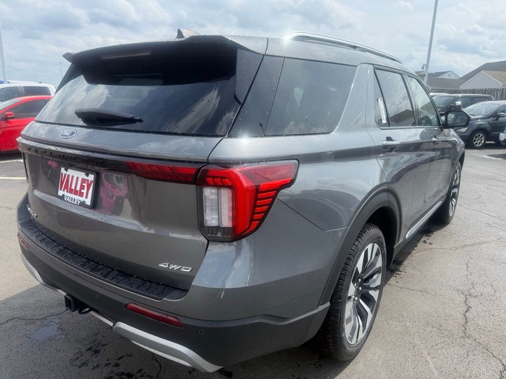 New 2026 Ford Explorer Platinum AWD/4WD image 3