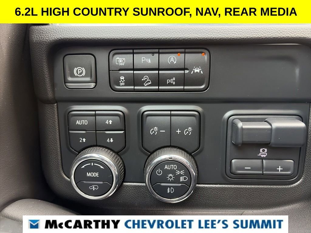 Used 2025 Chevrolet Tahoe High Country AWD/4WD image 10