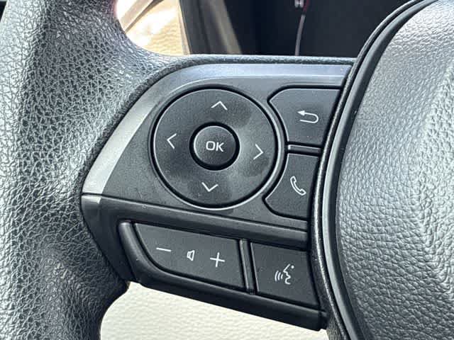 Used 2026 Toyota Corolla Cross L FWD image 24