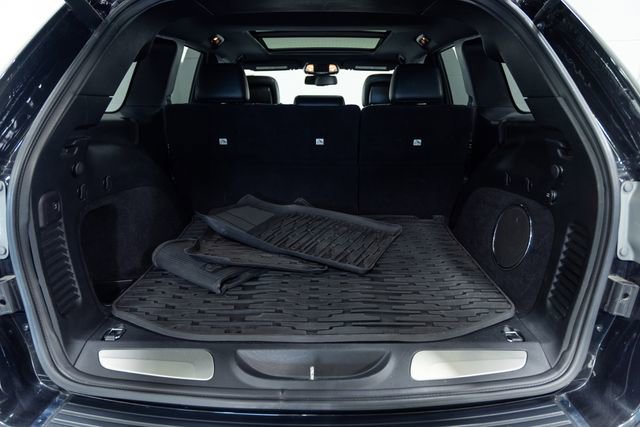 Used 2015 Jeep Grand Cherokee Overland AWD/4WD image 9