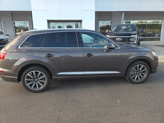 Used 2017 Audi Q7 3.0T Prestige AWD/4WD image 8