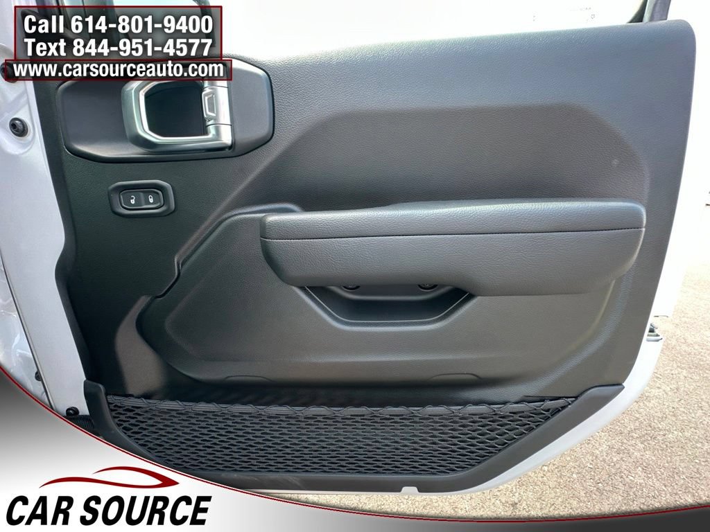 Used 2024 Jeep Wrangler Sport AWD/4WD image 25