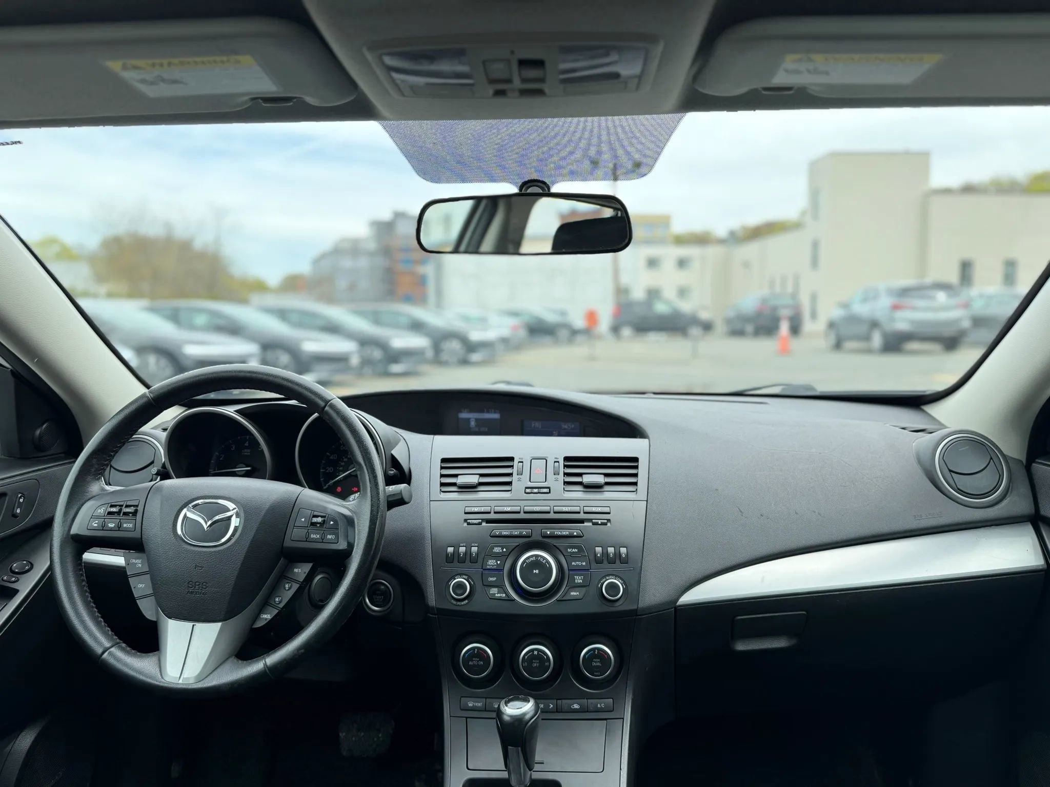 Used 2013 MAZDA MAZDA3 i Touring FWD image 16
