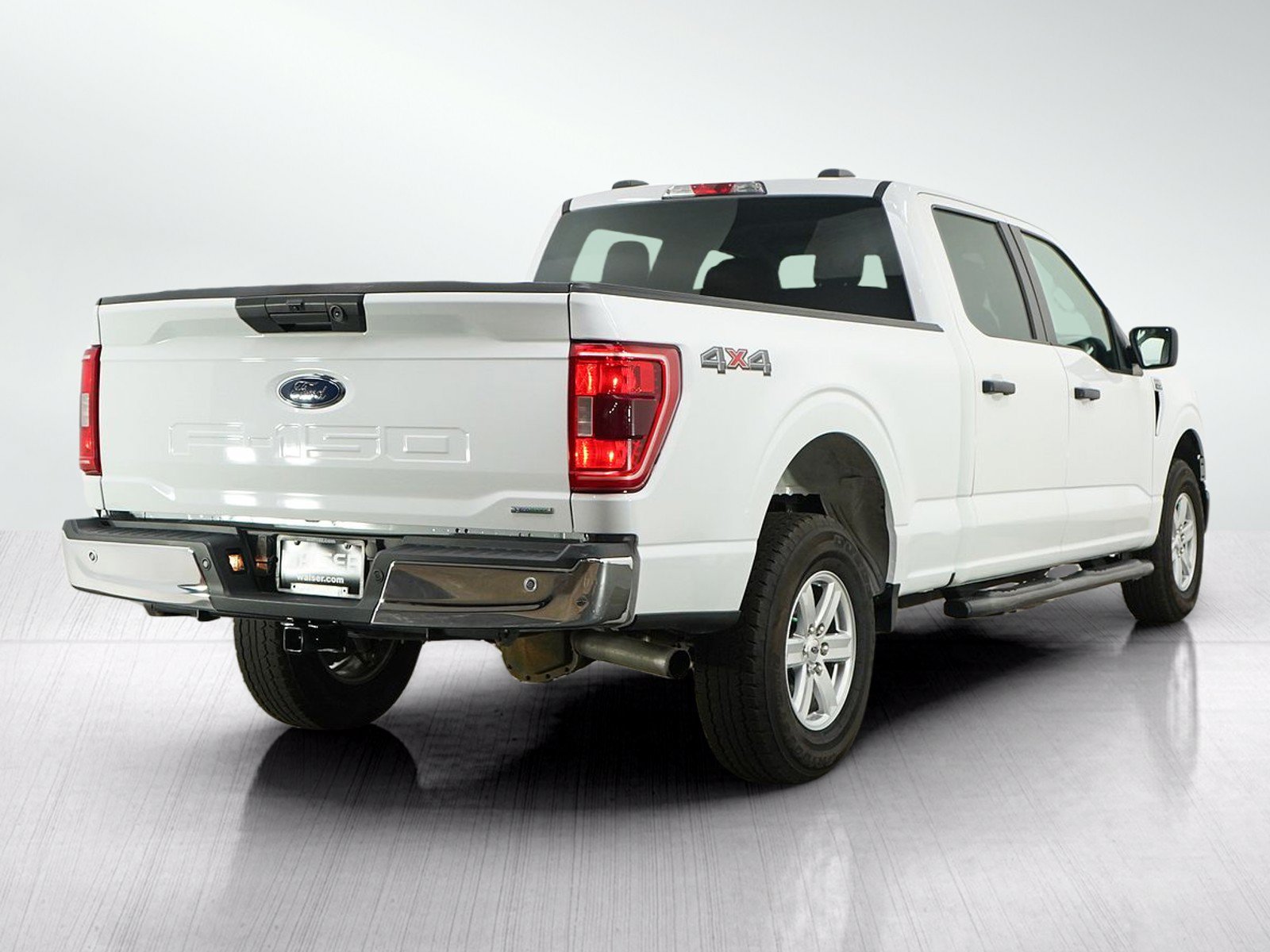 Used 2022 Ford F150 XLT w/ Trailer Tow Package AWD/4WD image 6