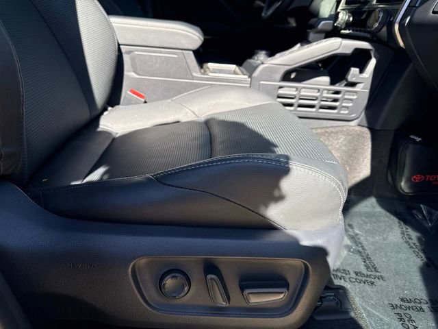 Used 2025 Toyota 4Runner Limited image 15
