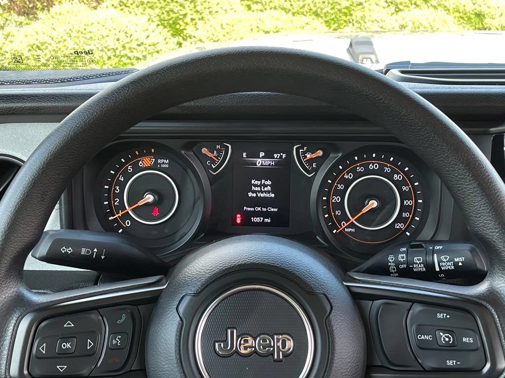 Used 2026 Jeep Wrangler Sport AWD/4WD image 15