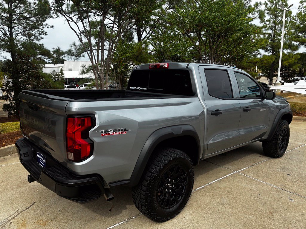 Certified 2024 Chevrolet Colorado Trail Boss w/ Advanced Trailering Package AWD/4WD image 10