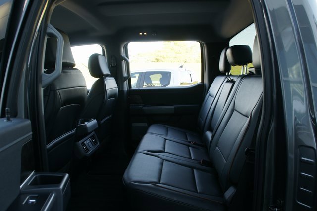 New 2026 Ford F350 Lariat image 34
