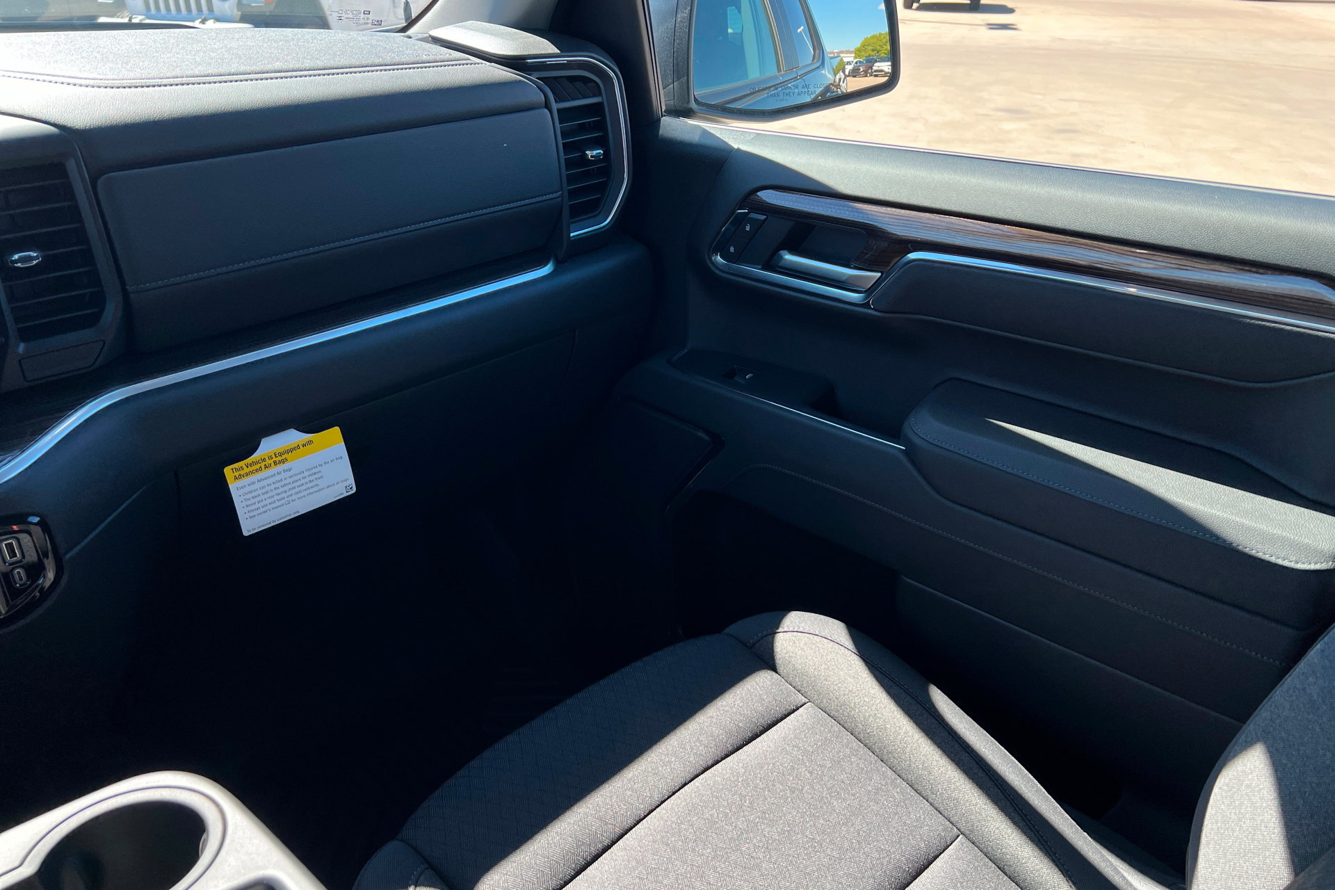 New 2026 Chevrolet Silverado 1500 LT w/ Z71 Off-Road Package AWD/4WD image 11