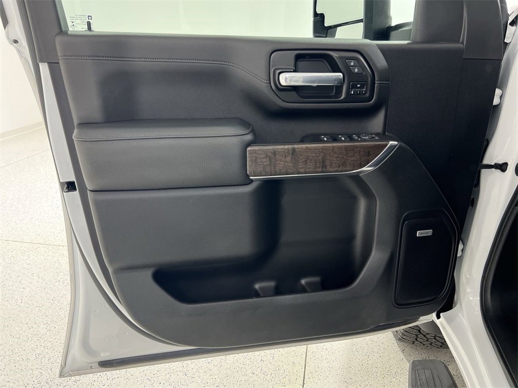 Used 2023 GMC Sierra 2500 Denali image 22