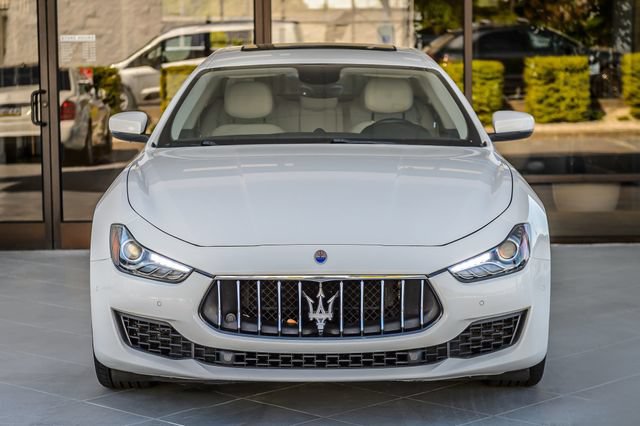 Used 2018 Maserati Ghibli RWD image 5