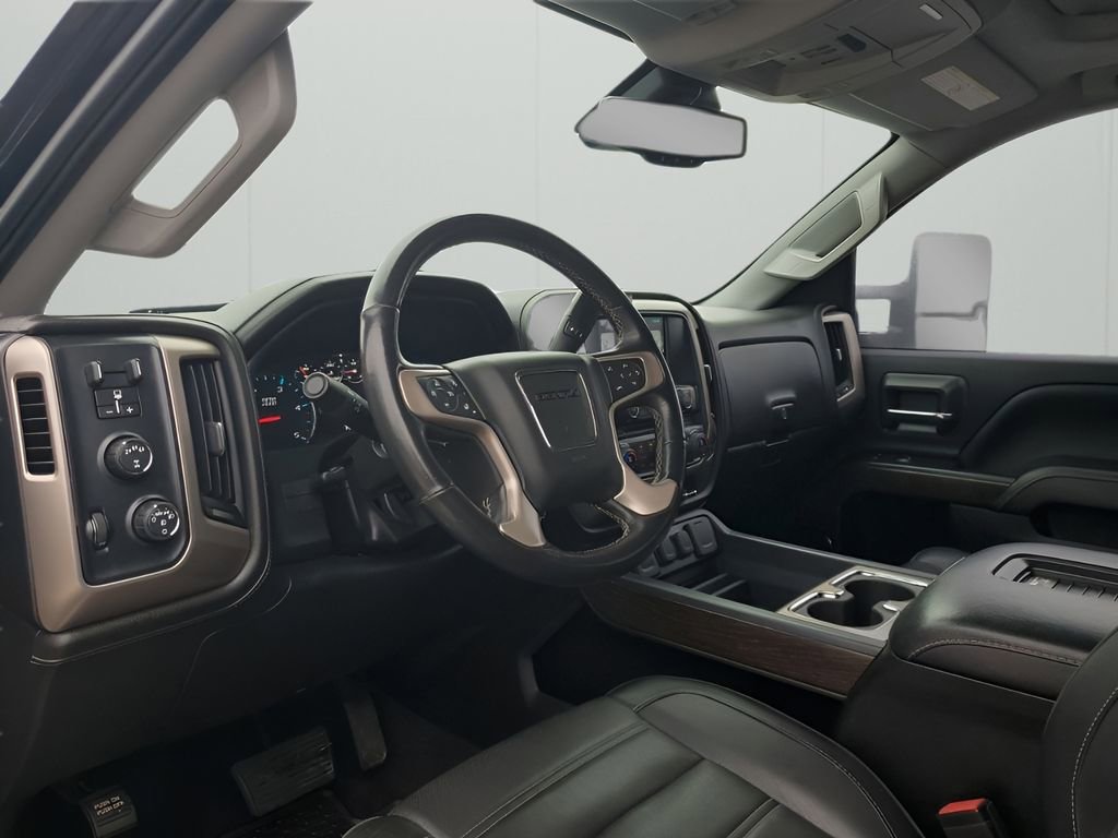 Used 2019 GMC Sierra 2500 Denali w/ Duramax Plus Package image 29