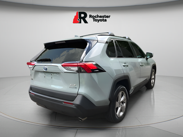 Certified 2021 Toyota RAV4 XLE Premium AWD/4WD image 7
