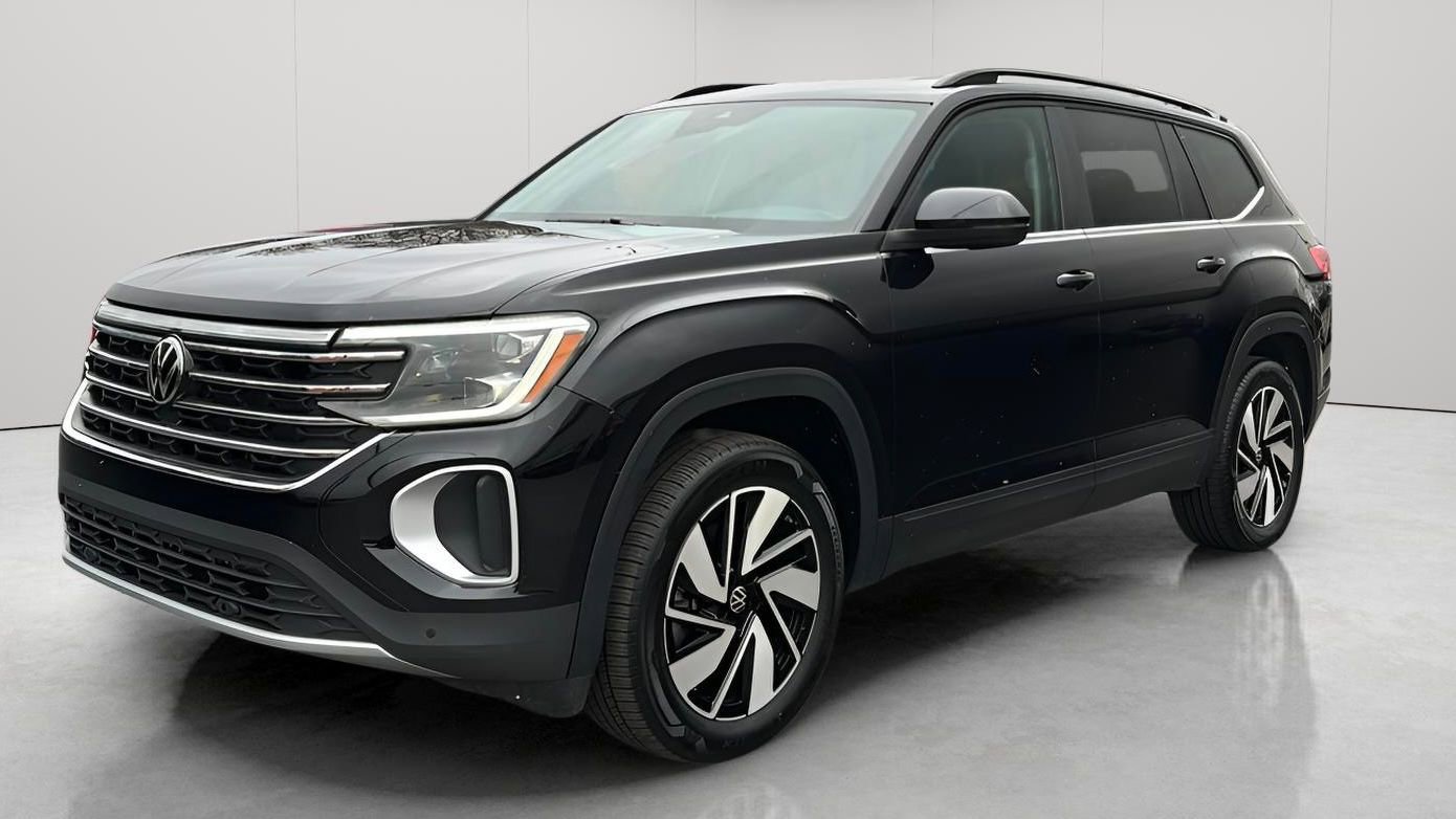 Used 2025 Volkswagen Atlas SE image 10