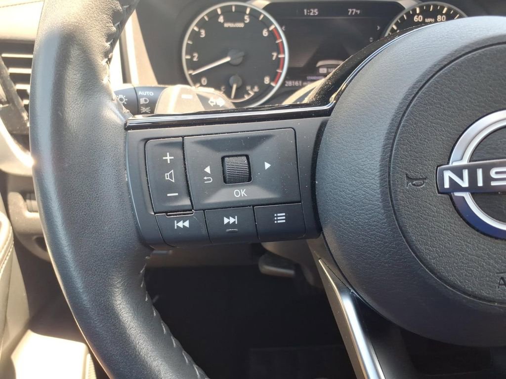 Used 2023 Nissan Rogue SL w/ SL Premium Package FWD image 20