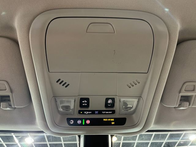 Used 2018 GMC Terrain SLE w/ Driver Convenience Package FWD image 23