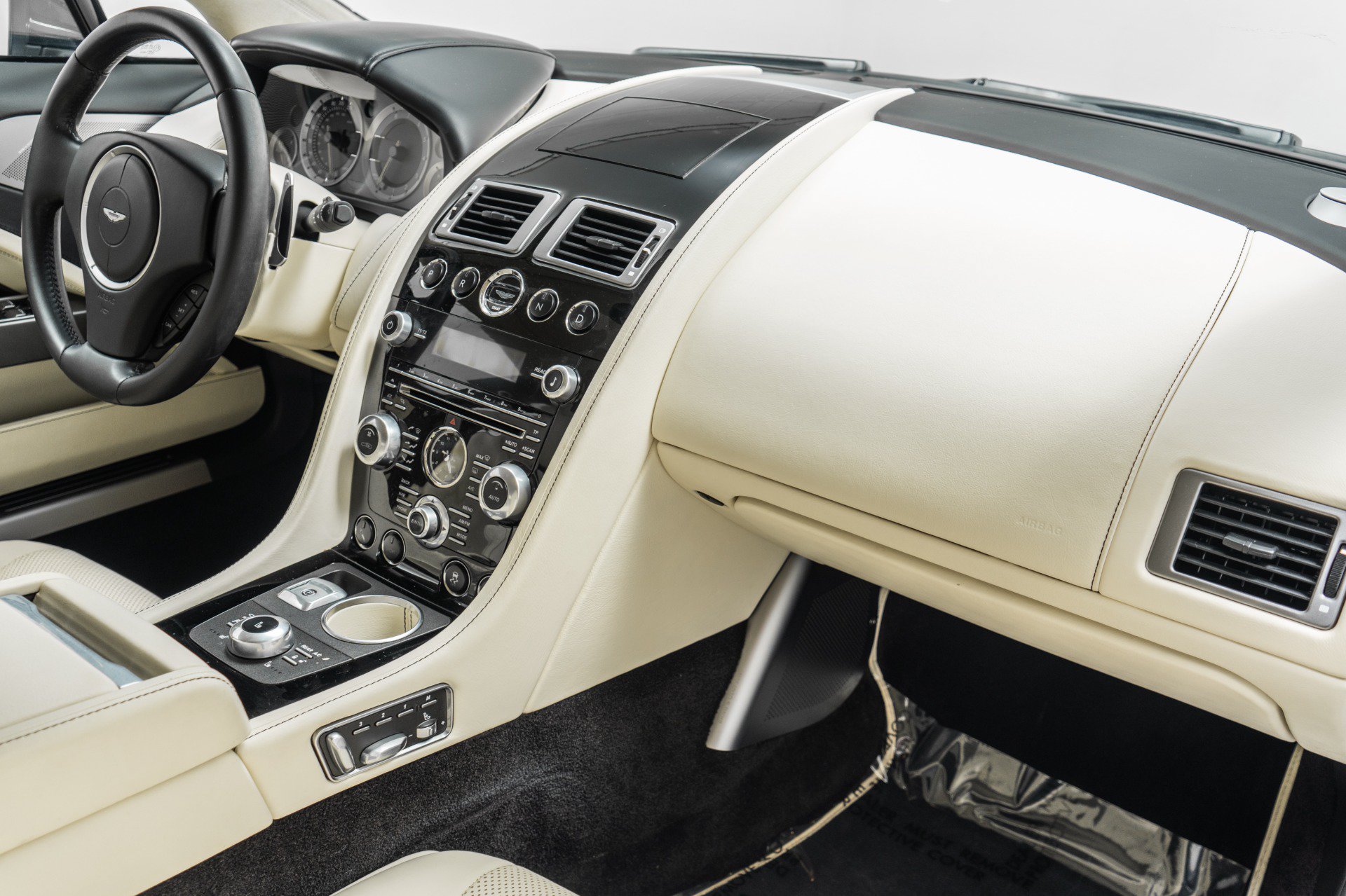 Used 2012 Aston Martin Rapide RWD image 14