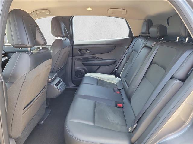 Used 2023 Nissan Ariya FWD image 11