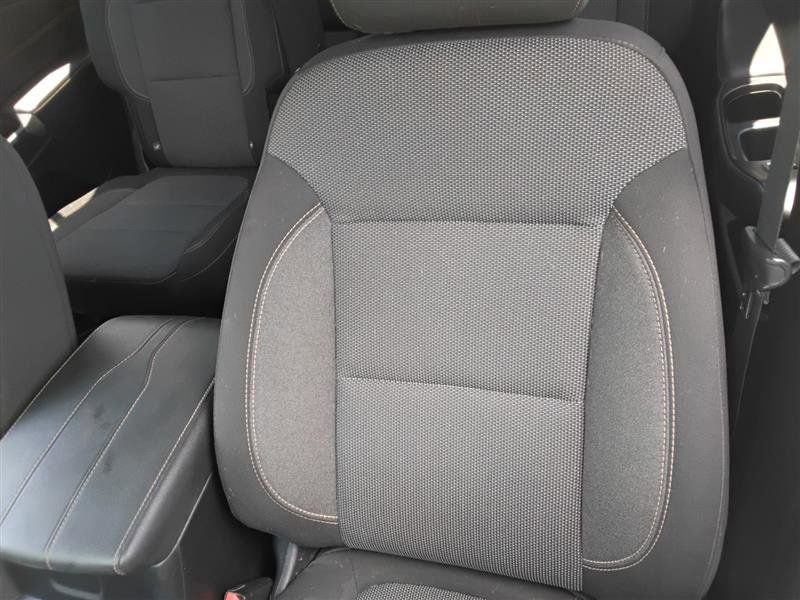 Used 2020 Chevrolet Traverse LT image 9