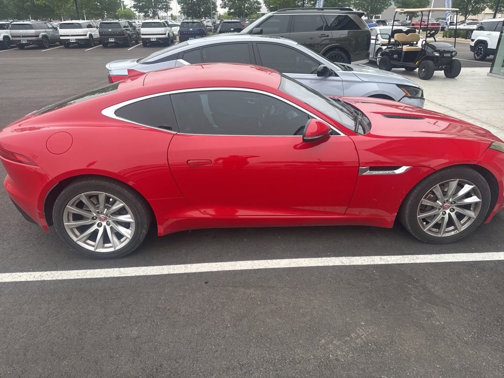 Used 2017 Jaguar F-TYPE Coupe RWD image 5