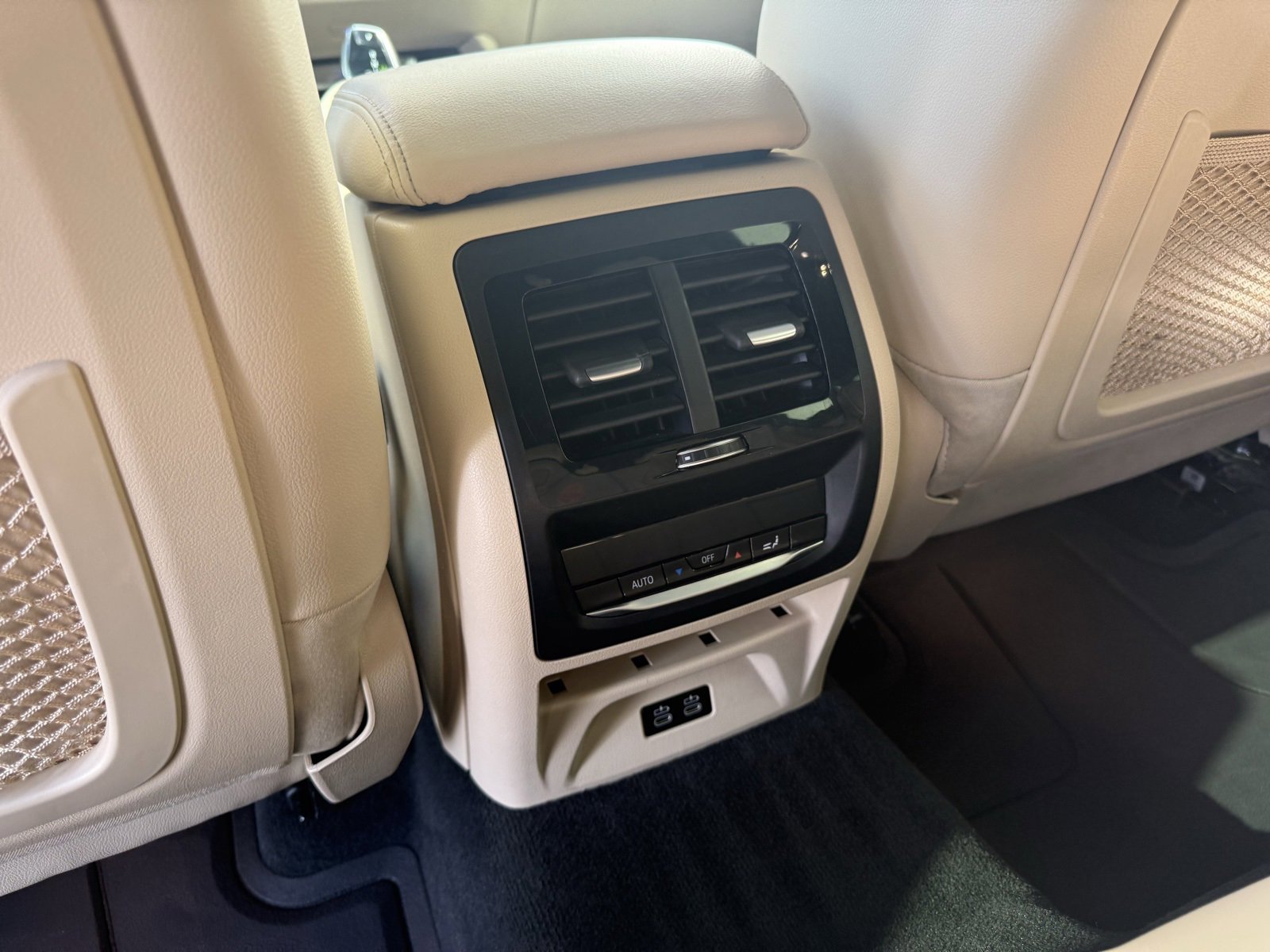 Used 2021 BMW X4 xDrive30i w/ Premium Package image 30