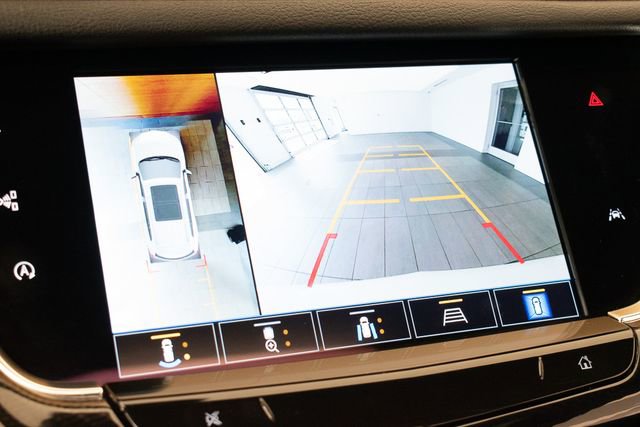 Used 2023 Cadillac XT6 Sport w/ Technology Package AWD/4WD image 33