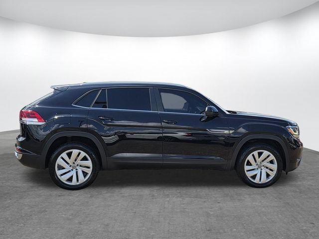 Used 2023 Volkswagen Atlas Cross Sport SE AWD/4WD image 3