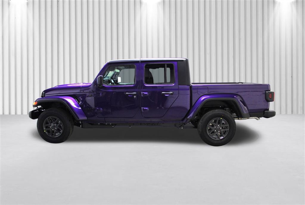New 2026 Jeep Gladiator Sport image 7