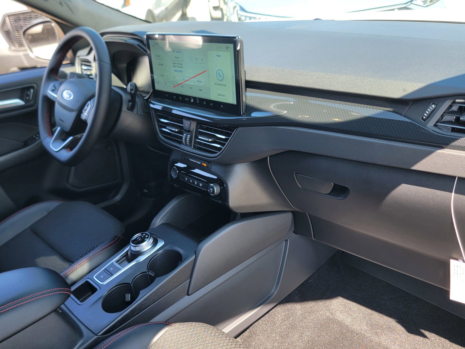 New 2025 Ford Escape ST-Line w/ Tech Pack #1 image 16