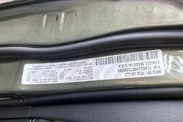 New 2026 Dodge Durango SRT Hellcat w/ 3rd Row Seating Group AWD/4WD image 15
