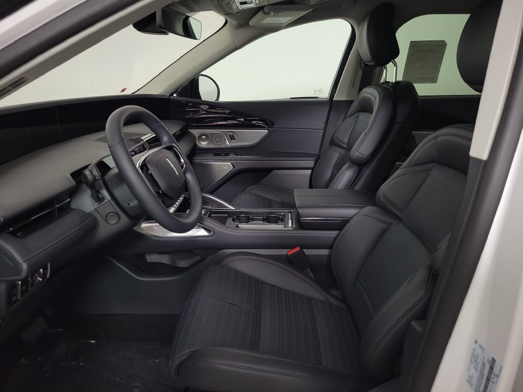 New 2026 Lincoln Nautilus Reserve AWD/4WD image 17