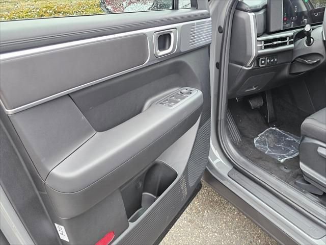 New 2026 Hyundai Santa Fe SE AWD/4WD image 17