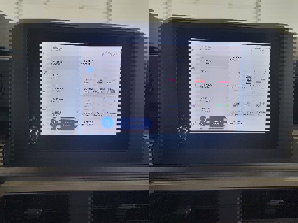 Certified 2025 Toyota Tacoma SR5 image 20