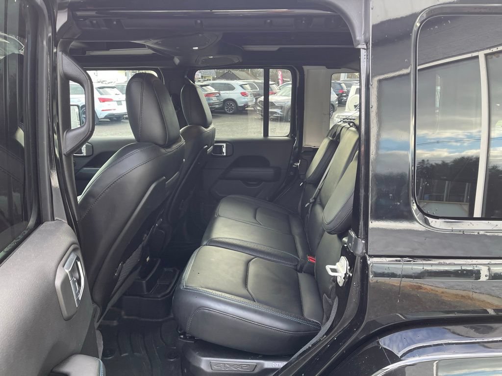 Used 2024 Jeep Wrangler High Altitude AWD/4WD image 11