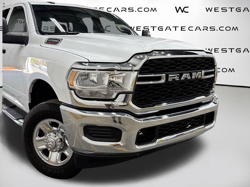 Used 2024 RAM 2500 Tradesman w/ Chrome Appearance Group image 40