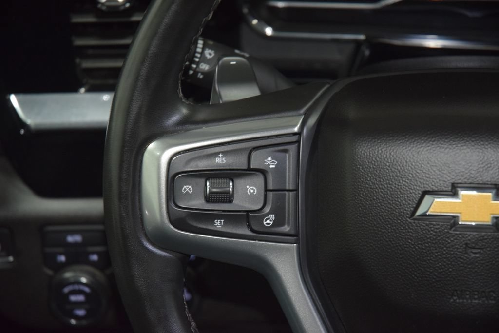Used 2024 Chevrolet Silverado 1500 LT AWD/4WD image 36