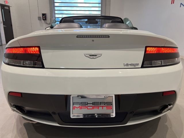 Used 2013 Aston Martin V8 Vantage Roadster image 8