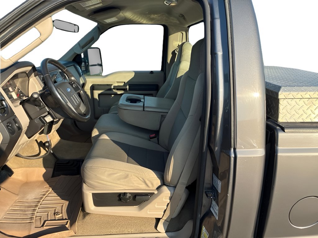 Used 2008 Ford F350 XLT AWD/4WD image 10