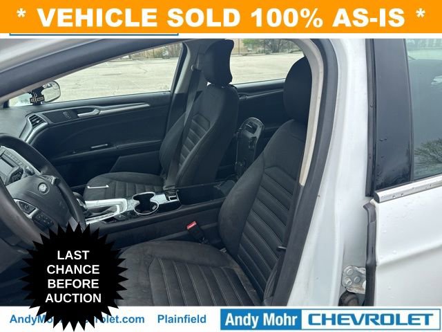 Used 2015 Ford Fusion SE image 18