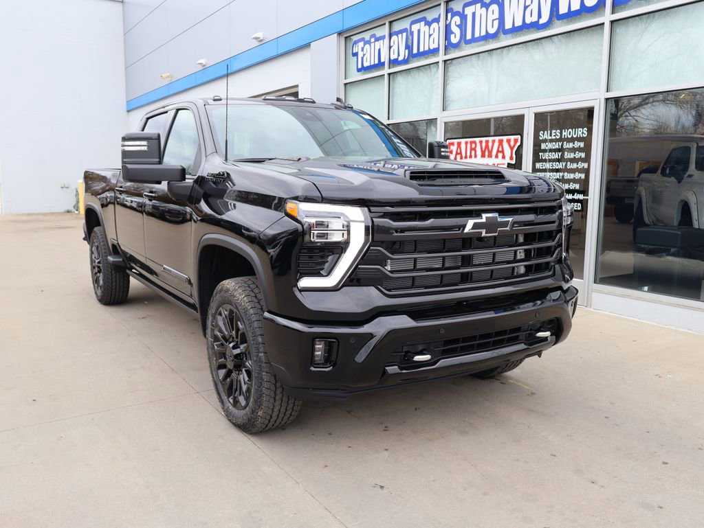 New 2026 Chevrolet Silverado 2500 High Country w/ Midnight Edition AWD/4WD image 2