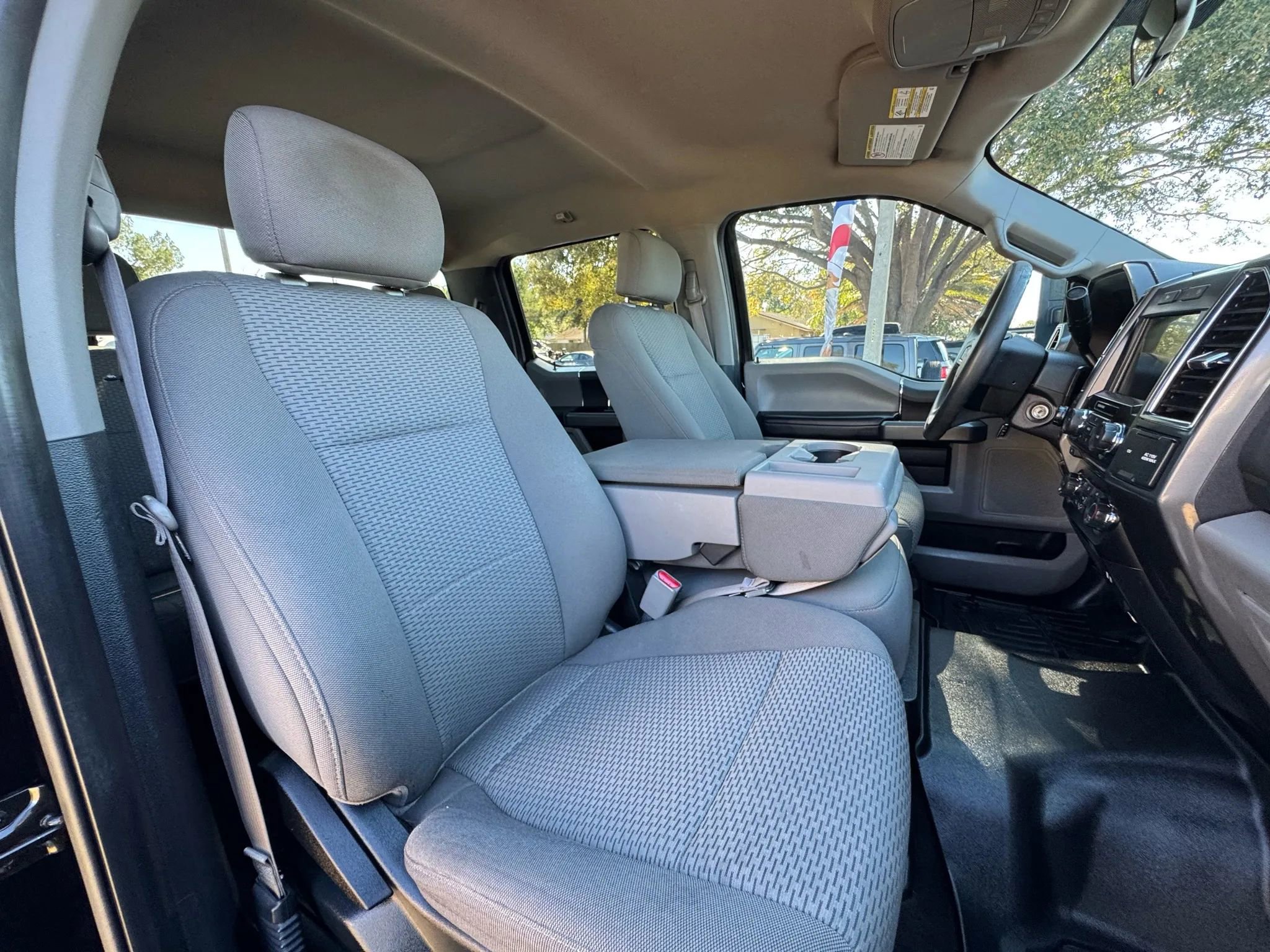 Used 2017 Ford F250 XLT w/ XLT Value Package image 13