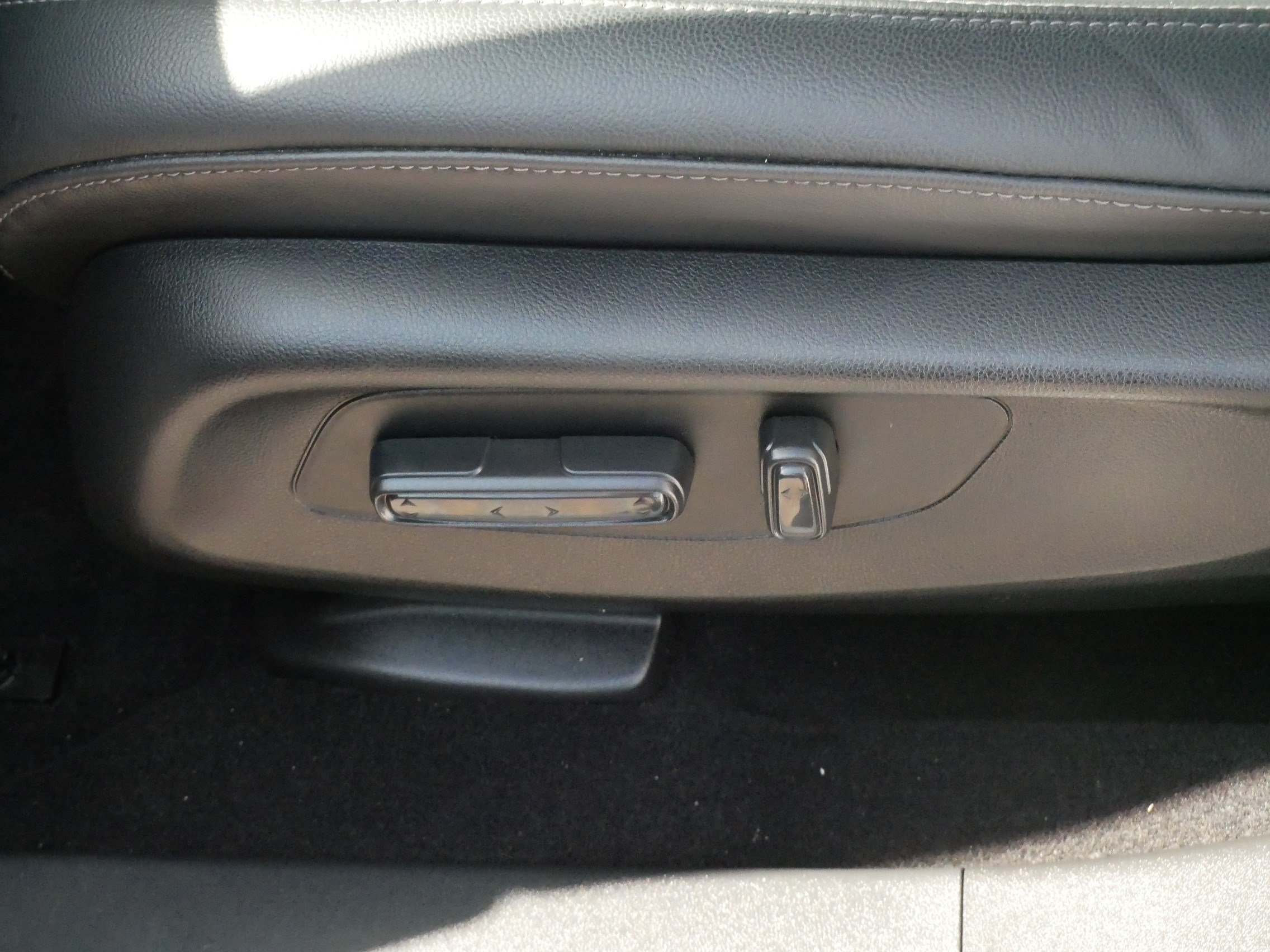 Certified 2024 Honda HR-V EX-L image 20