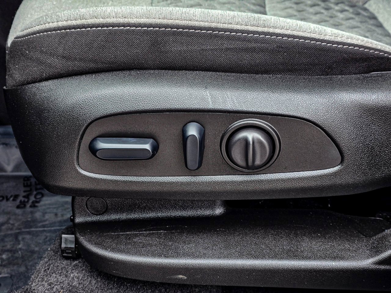 Certified 2024 Chevrolet Equinox LT image 16