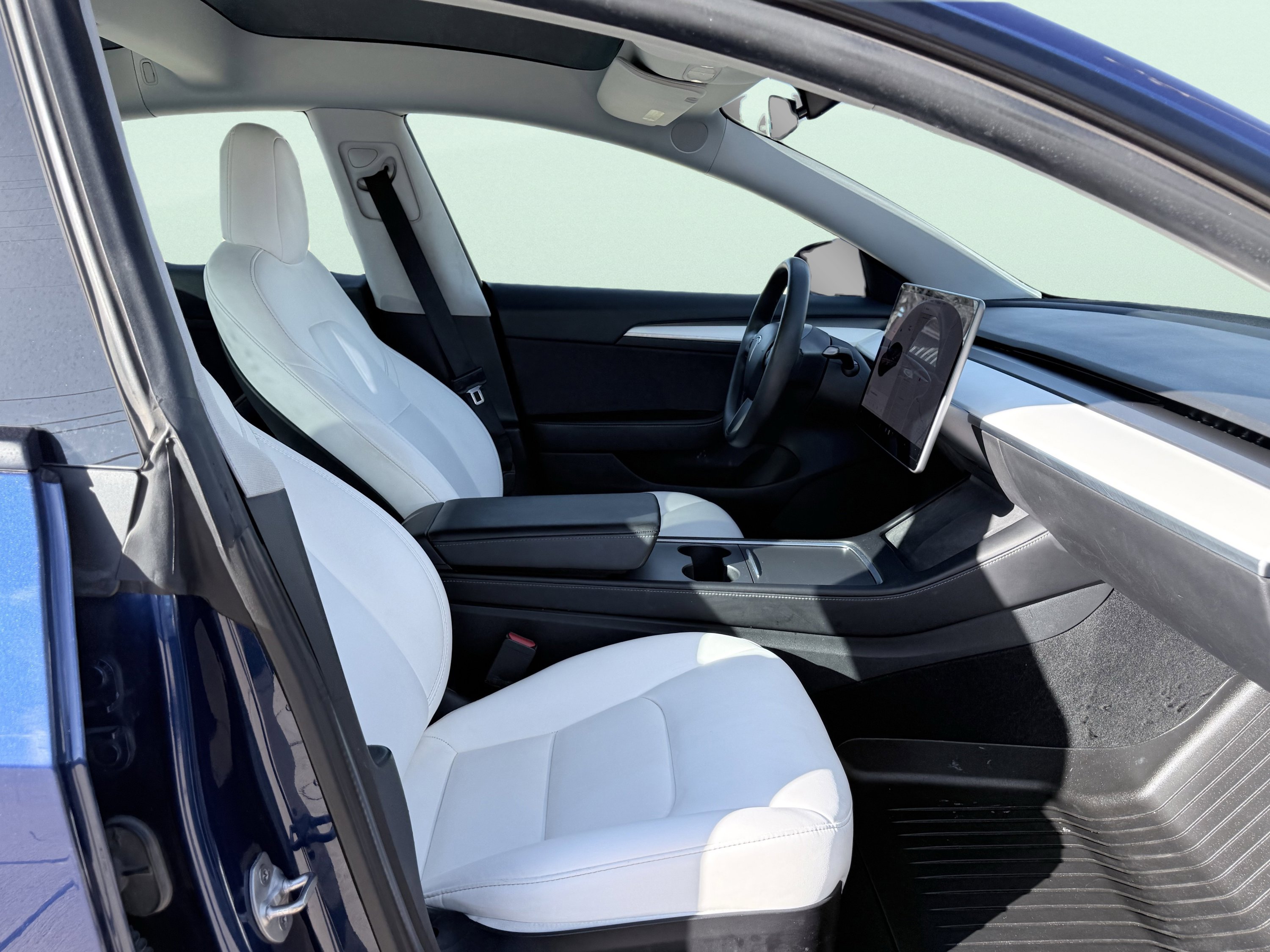 Used 2021 Tesla Model 3 Long Range image 40