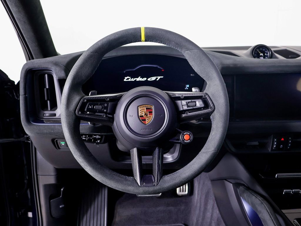 New 2025 Porsche Cayenne Turbo GT image 10