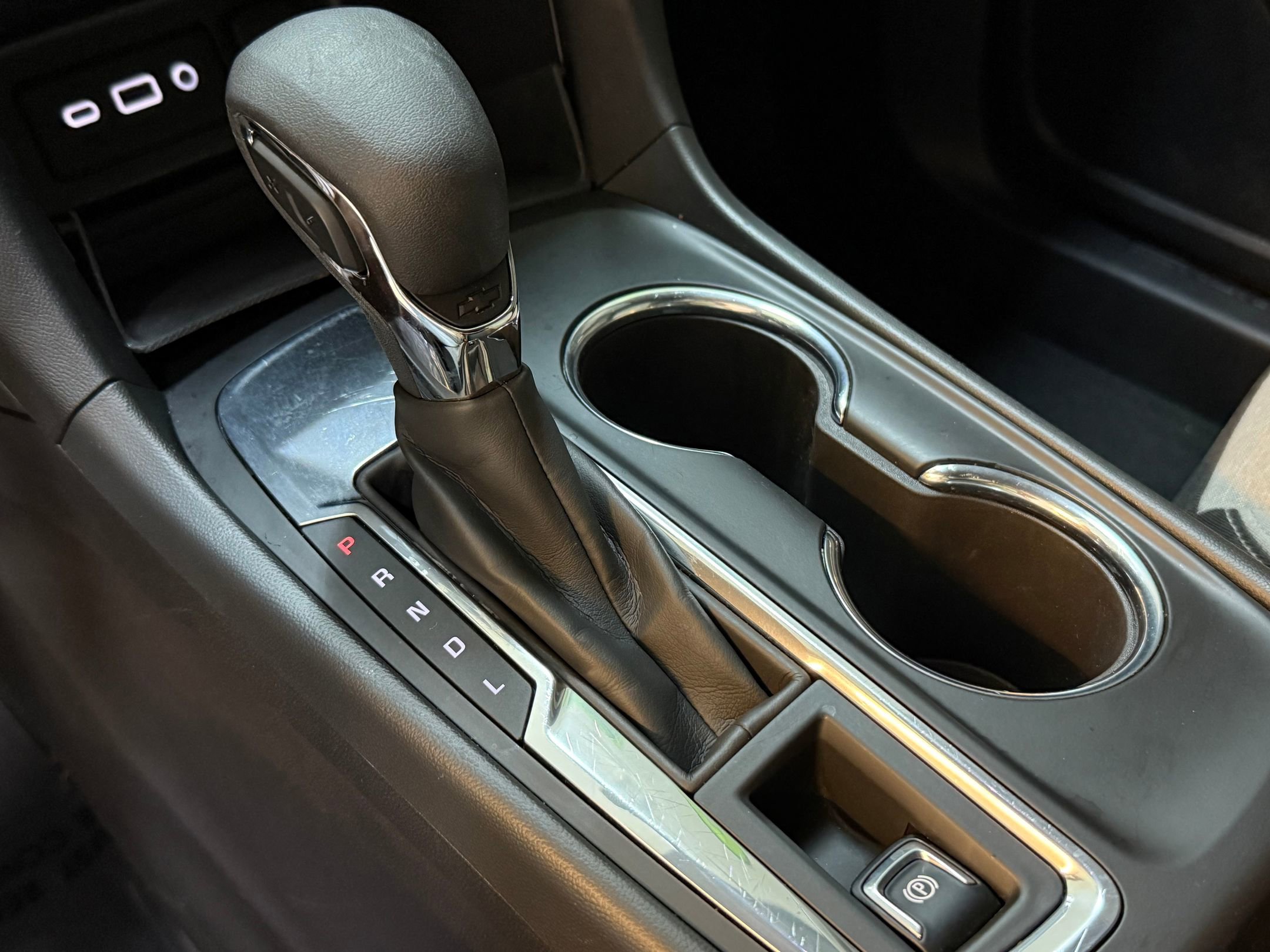 Used 2023 Chevrolet Equinox LS image 15