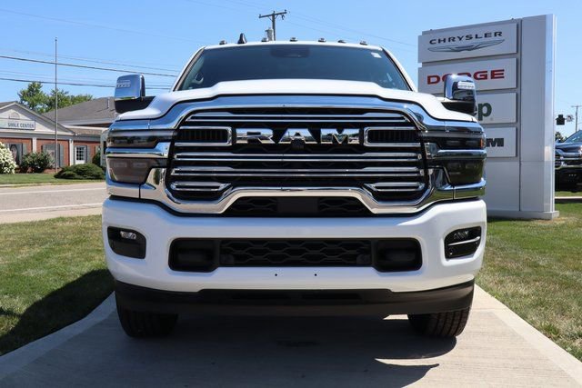 New 2025 RAM 2500 Laramie image 6